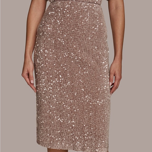 Donna Karan Sequined Pencil Skirt in Large - Picture 8 of 11